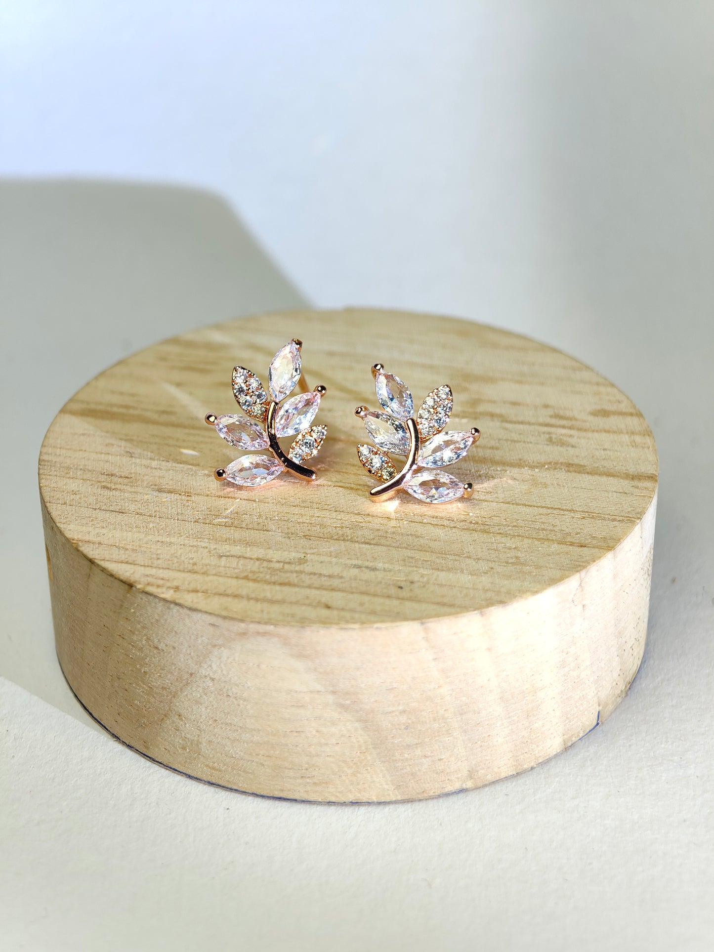 Rohari - Rose Gold Sparkling Vine Stud Earrings