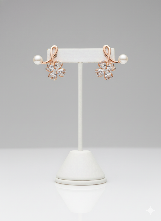 Rohari - Rose Gold Lucky Clover Earring with Pearl