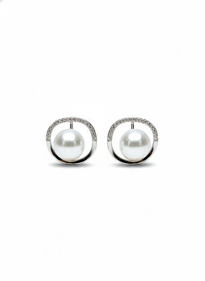 Rohari - Floating Pearl & American Diamond Halo Studs
