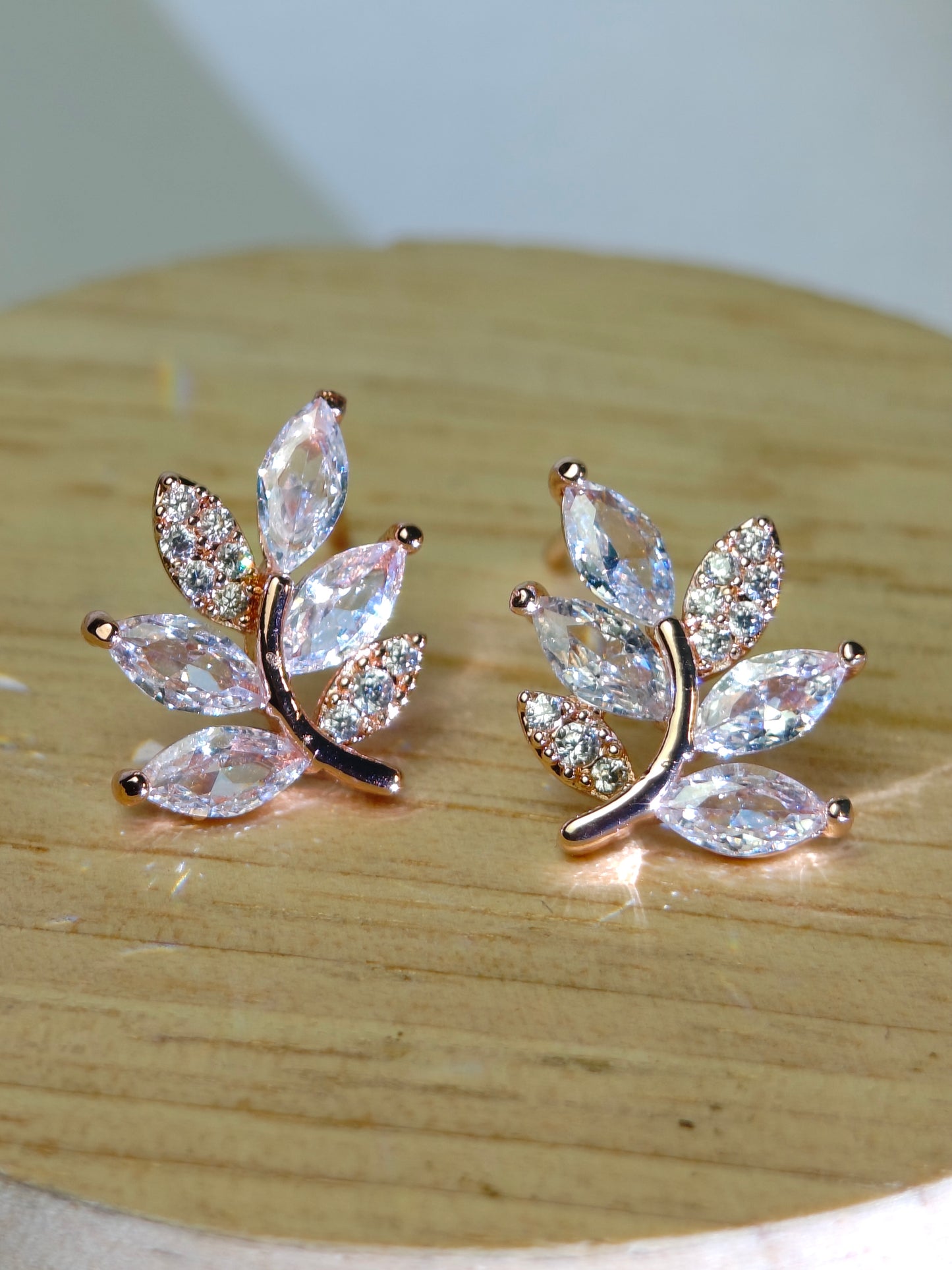 Rohari - Rose Gold Sparkling Vine Stud Earrings