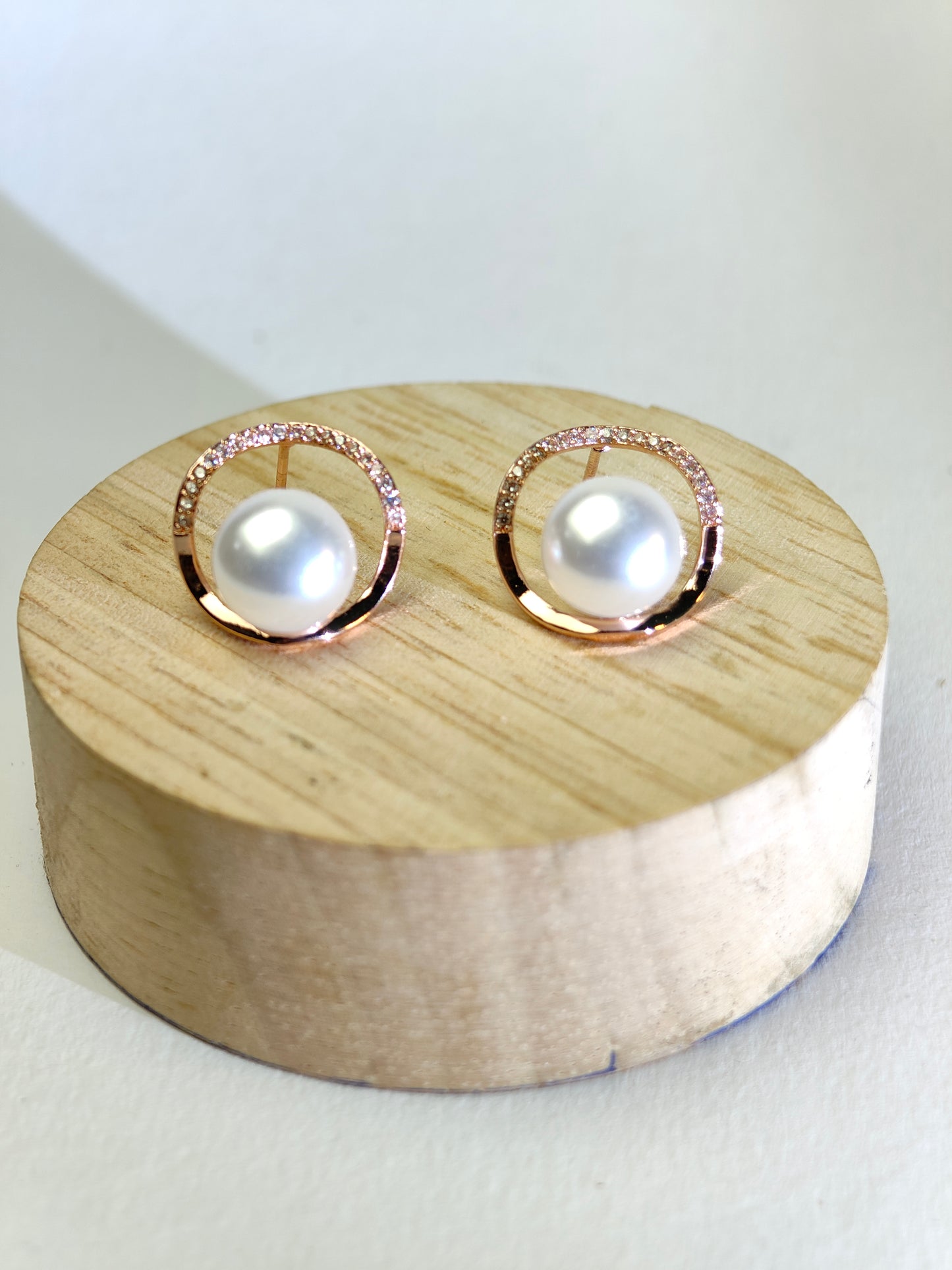Rohari - Rose Gold Orbital Pearl & Pave Earrings