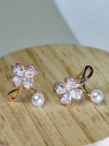 Rohari - Rose Gold Lucky Clover Earring with Pearl