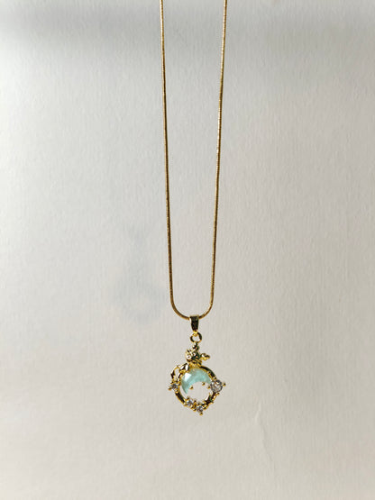 Rohari - The Celestial Globe Necklace